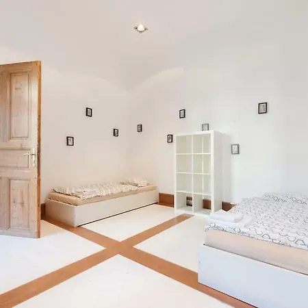 Apartment Cozy Design Loft At Andrassy Ut Budapest