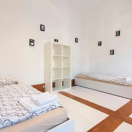 Apartment Cozy Design Loft At Andrassy Ut Budapest