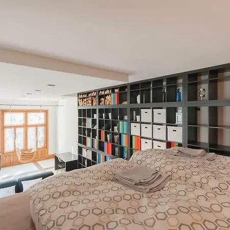 Cozy Design Loft At Andrassy Ut Budapest